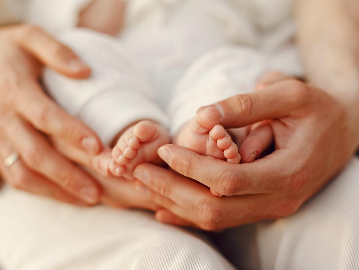 Helt nyfödd bebis + mamma och/el. pappa sökes till reklamuppdrag för LIBERO!